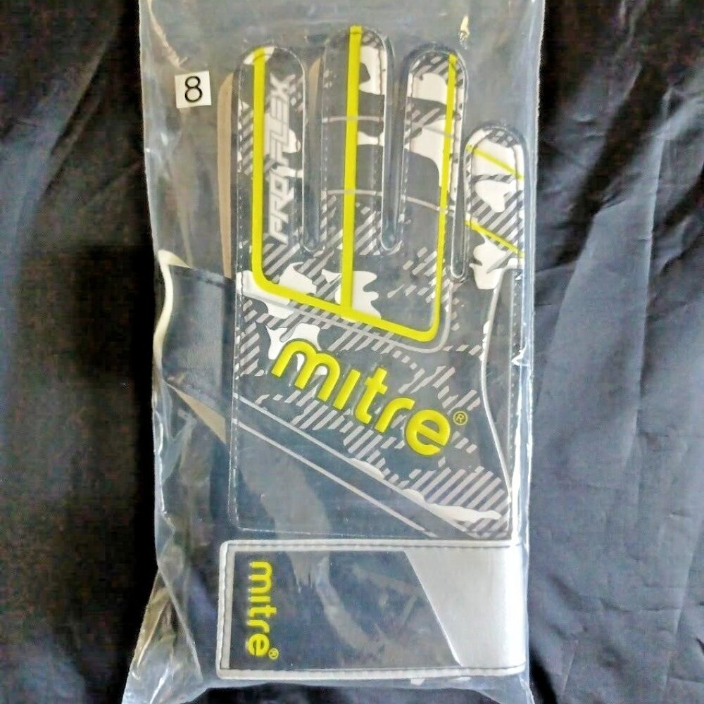 Mitre Pro Flex‎ Goalkeeper Glove Adult Size 8 Goalkeeper Gloves Black/White/Neon